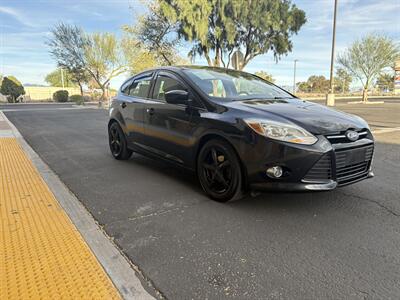 2012 Ford Focus SE   - Photo 6 - Tucson, AZ 85705
