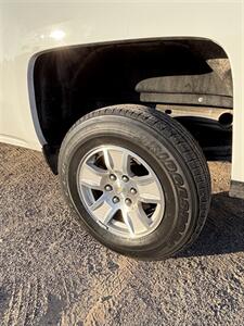 2018 Chevrolet Silverado 1500 LT   - Photo 13 - Tucson, AZ 85705