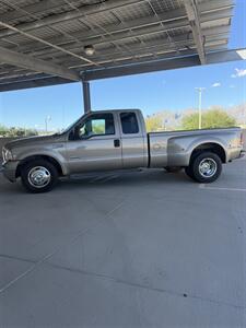 2005 Ford F-350 Super Duty XLT   - Photo 2 - Tucson, AZ 85705