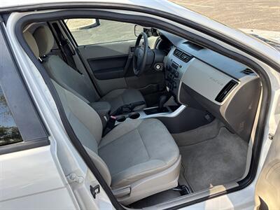 2011 Ford Focus S   - Photo 10 - Tucson, AZ 85705