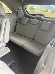 2017 Toyota Highlander Hybrid Limited   - Photo 9 - Tucson, AZ 85705