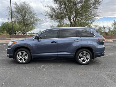 2015 Toyota Highlander Limited - Photo 2 - Tucson, AZ 85705