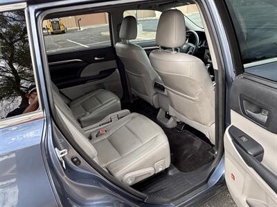 2015 Toyota Highlander Limited - Photo 10 - Tucson, AZ 85705