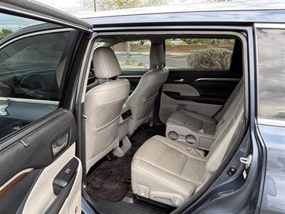 2015 Toyota Highlander Limited - Photo 8 - Tucson, AZ 85705