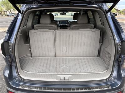 2015 Toyota Highlander Limited - Photo 13 - Tucson, AZ 85705