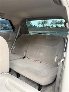 2006 Toyota Sienna LE 8 Passenger - Photo 9 - Tucson, AZ 85705
