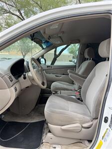 2006 Toyota Sienna LE 8 Passenger - Photo 7 - Tucson, AZ 85705