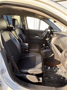2014 Jeep Compass Latitude   - Photo 10 - Tucson, AZ 85705