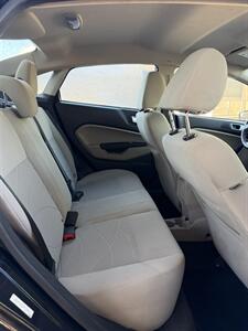 2014 Ford Fiesta SE   - Photo 9 - Tucson, AZ 85705