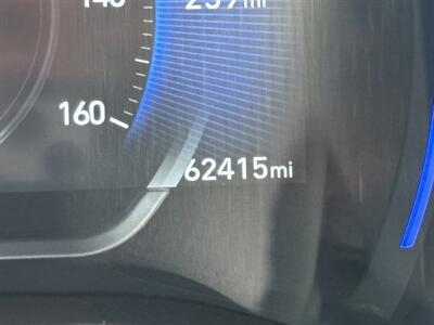 2020 Hyundai SANTA FE SEL   - Photo 13 - Tucson, AZ 85705