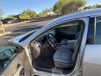 2018 Chevrolet Malibu Hybrid - Photo 7 - Tucson, AZ 85705