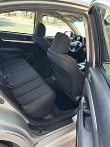 2012 Subaru Legacy 2.5i Premium   - Photo 9 - Tucson, AZ 85705