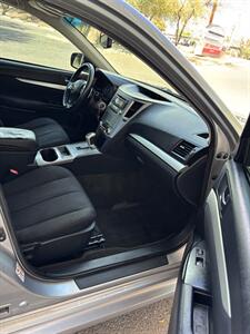 2012 Subaru Legacy 2.5i Premium   - Photo 10 - Tucson, AZ 85705