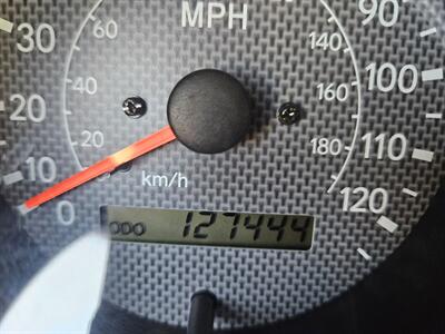 2000 Toyota RAV4   - Photo 12 - Tucson, AZ 85705