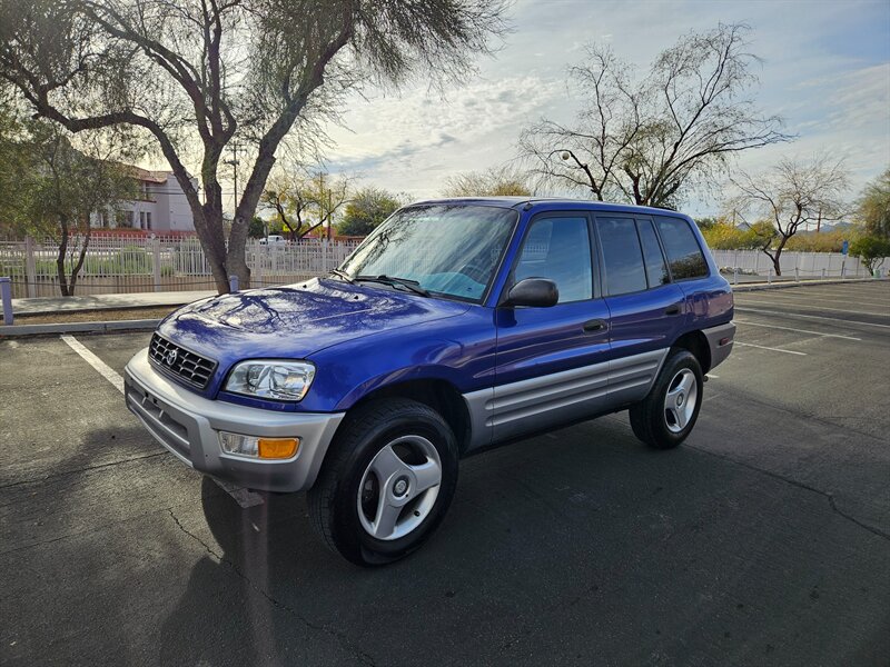 2000 Toyota RAV4  