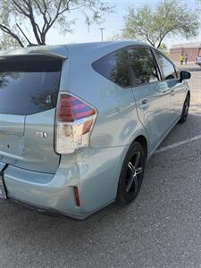2016 Toyota Prius v Two - Photo 4 - Tucson, AZ 85705