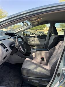 2016 Toyota Prius v Two - Photo 7 - Tucson, AZ 85705