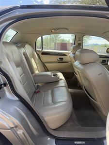 1999 Lincoln Town Car Signature   - Photo 10 - Tucson, AZ 85705