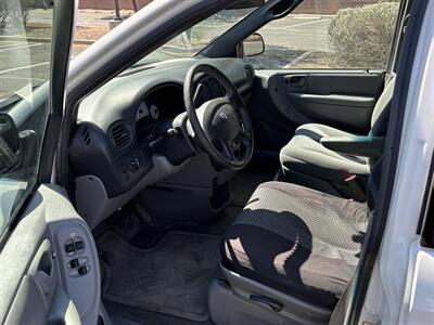 2005 Dodge Grand Caravan SE   - Photo 7 - Tucson, AZ 85705