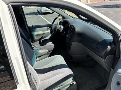 2005 Dodge Grand Caravan SE   - Photo 12 - Tucson, AZ 85705