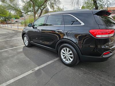 2016 Kia Sorento LX V6 - Photo 3 - Tucson, AZ 85705