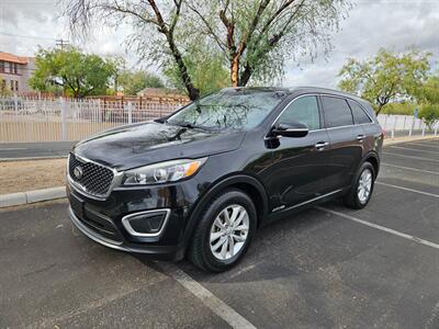 2016 Kia Sorento LX V6 - Photo 1 - Tucson, AZ 85705