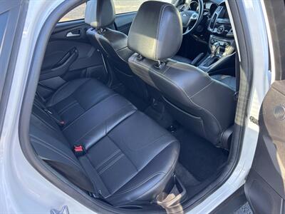 2014 Ford Focus Titanium - Photo 9 - Tucson, AZ 85705
