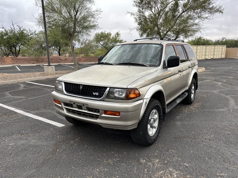 1997 Mitsubishi Montero Sport LS  