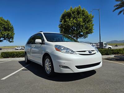 2009 Toyota Sienna XLE   - Photo 2 - San Diego, CA 92154