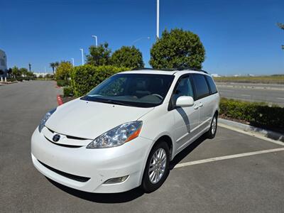 2009 Toyota Sienna XLE   - Photo 14 - San Diego, CA 92154