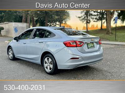 2018 Chevrolet Cruze LS Auto - Photo 3 - Davis, CA 95618