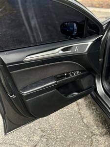 2017 Ford Fusion SE - Photo 10 - Davis, CA 95618