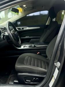 2017 Ford Fusion SE - Photo 11 - Davis, CA 95618