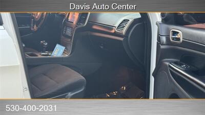 2015 Jeep Grand Cherokee Laredo   - Photo 9 - Davis, CA 95618