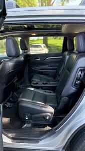 2014 Toyota Highlander Limited   - Photo 11 - Davis, CA 95618