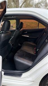 2012 Toyota Camry L   - Photo 11 - Davis, CA 95618