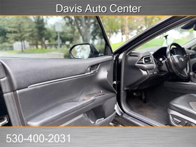 2021 Toyota Camry SE - Photo 9 - Davis, CA 95618