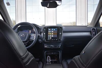 2023 Volvo XC40 B5 Ultimate Dark Theme   - Photo 14 - Heber City, UT 84032