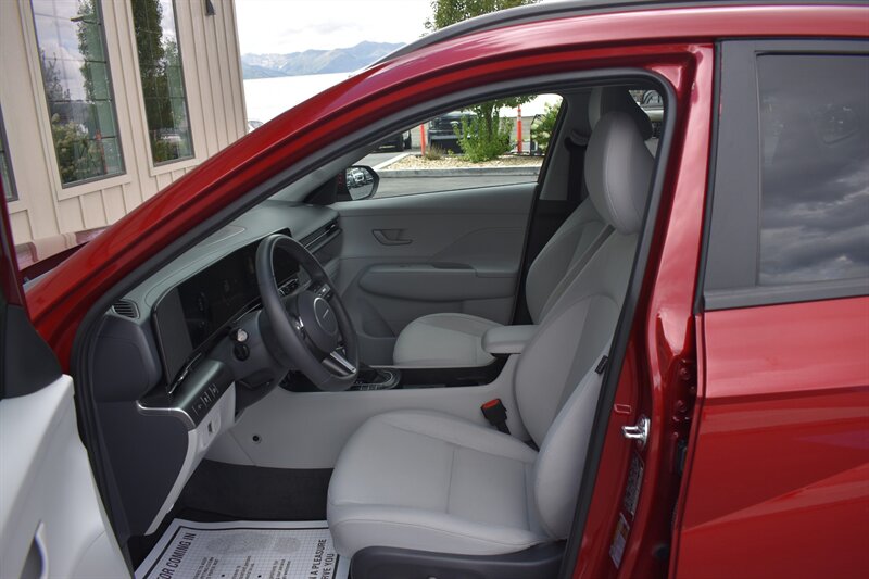 2025 Hyundai KONA SEL - Photo 14 - Heber City, UT 84032