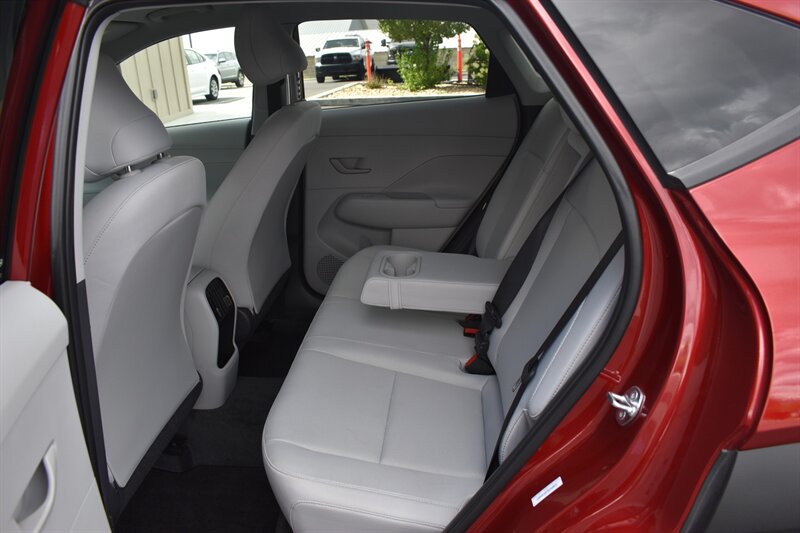2025 Hyundai KONA SEL - Photo 12 - Heber City, UT 84032