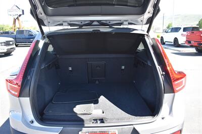 2024 Volvo XC40 B5 Core Bright Theme   - Photo 9 - Heber City, UT 84032