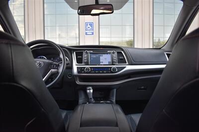2016 Toyota Highlander XLE   - Photo 17 - Heber City, UT 84032