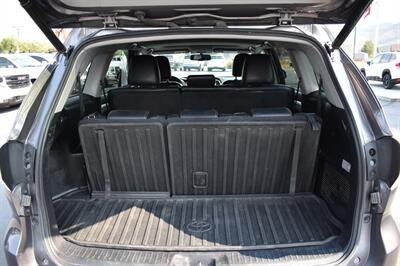 2016 Toyota Highlander XLE   - Photo 10 - Heber City, UT 84032