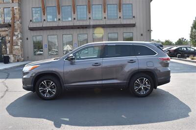 2016 Toyota Highlander XLE   - Photo 4 - Heber City, UT 84032