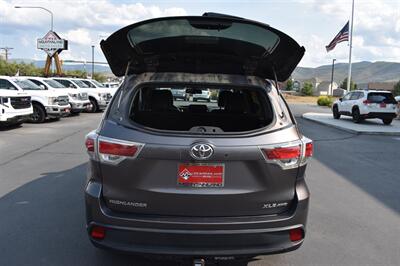2016 Toyota Highlander XLE   - Photo 8 - Heber City, UT 84032