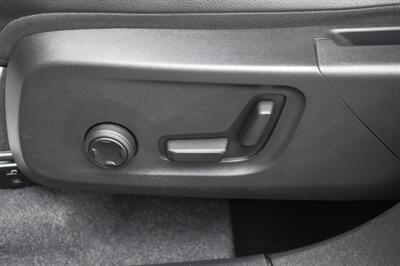 2024 Volvo XC40 B5 Core Bright Theme   - Photo 16 - Heber City, UT 84032