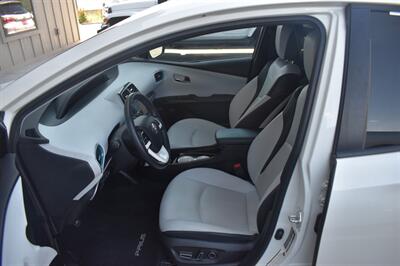 2017 Toyota Prius Four Touring   - Photo 14 - Heber City, UT 84032