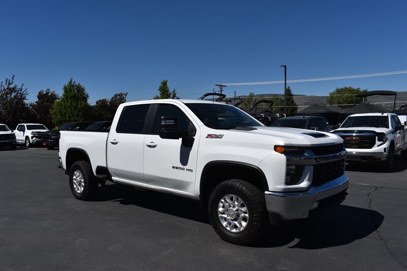 2023 Chevrolet Silverado 2500HD LT - Photo 2 - Heber City, UT 84032