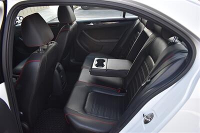 2015 Volkswagen Jetta GLI SE   - Photo 11 - Heber City, UT 84032