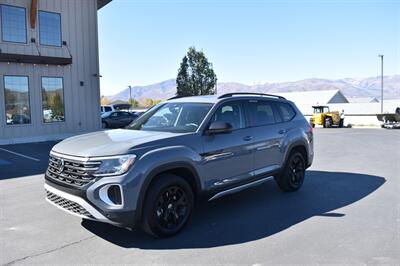 2024 Volkswagen Atlas Peak Edition SE 4Motion - Photo 2 - Heber City, UT 84032